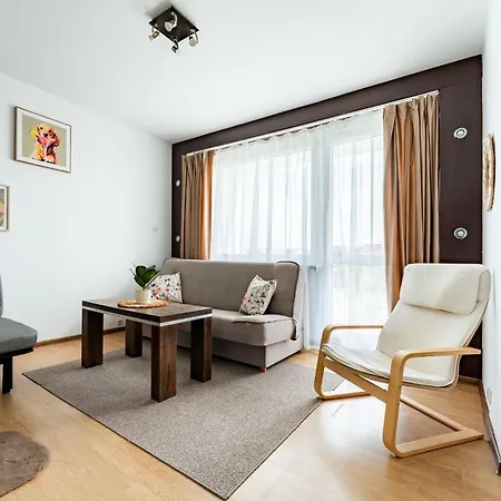 Urban Nest By Bookinghost Apartamento