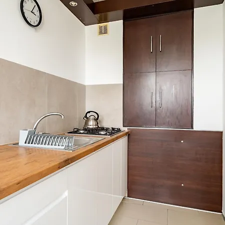 Apartamento Urban Nest By Bookinghost Gdynia